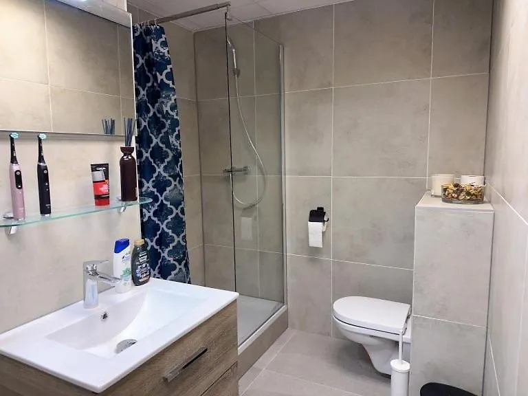 Relax Living 84 Apartment Badhoevedorp 0*,